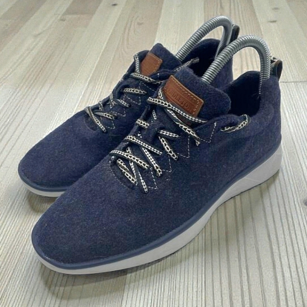 Pendleton Women's Lace-Up Canvas Wool Sneakers Black Size 7 NWOT